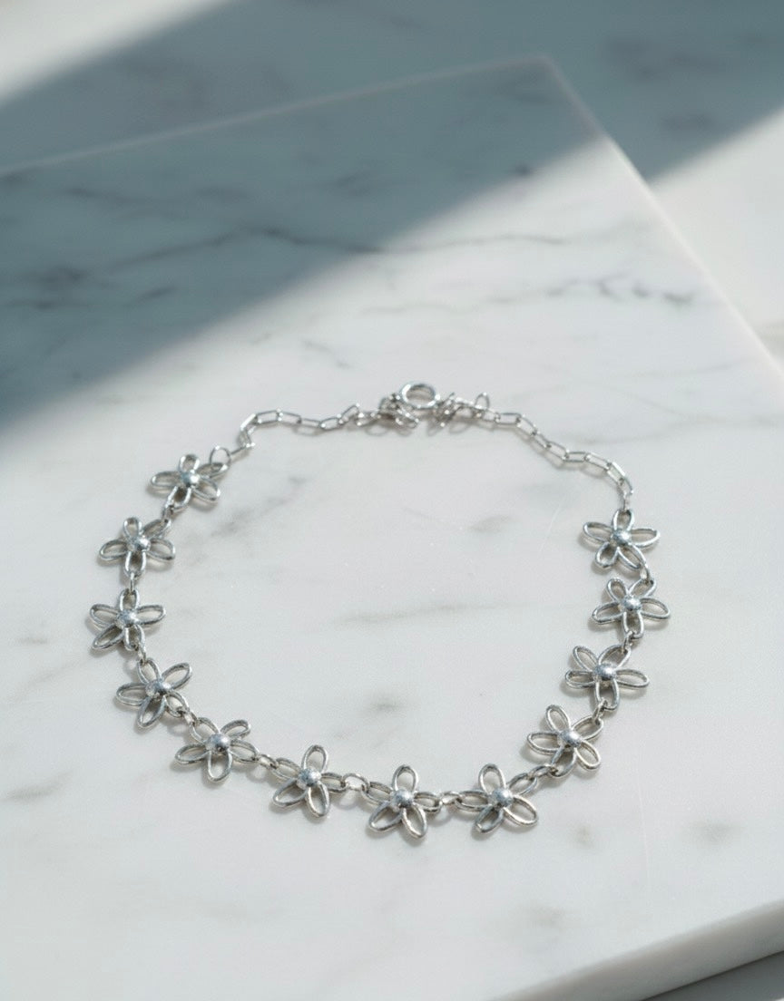 SOMOS FLORES CHOKER